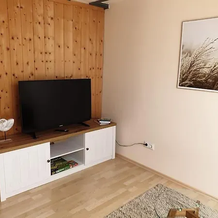 Moderne Dg-wohnung In Lägenhet Mainleus