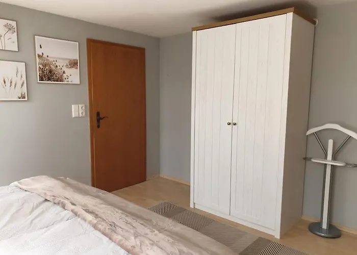 Moderne Dg-wohnung In Appartamento Mainleus