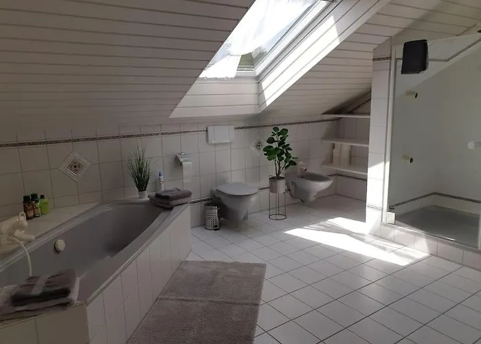 Moderne Dg-wohnung In Appartamento *