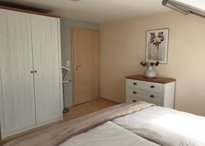 Moderne Dg-wohnung In * Mainleus