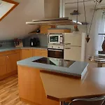 Moderne Dg-wohnung In *