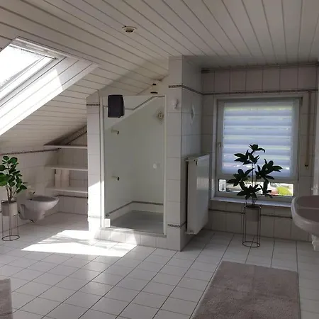 Apartment Moderne Dg-wohnung In